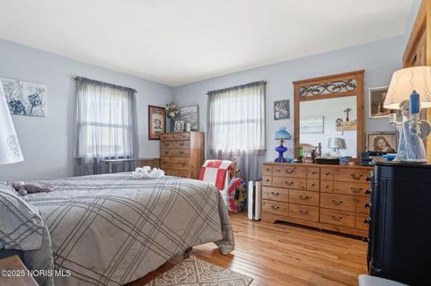 Tiny photo for 17024 E State Route 12, Findlay, OH 45840 (MLS # 10000480)
