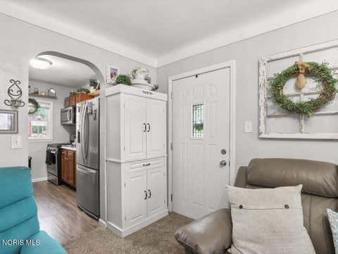 Tiny photo for 5426 W Alexis Road, Sylvania, OH 43560 (MLS # 10011329)