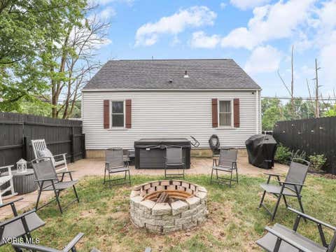 Tiny photo for 5426 W Alexis Road, Sylvania, OH 43560 (MLS # 10011329)