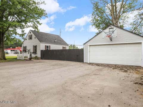 Tiny photo for 5426 W Alexis Road, Sylvania, OH 43560 (MLS # 10011329)