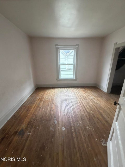 Tiny photo for 4107 Burnham Avenue, Toledo, OH 43612 (MLS # 10014746)