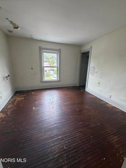Tiny photo for 4107 Burnham Avenue, Toledo, OH 43612 (MLS # 10014746)