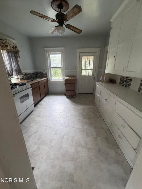 Tiny photo for 4107 Burnham Avenue, Toledo, OH 43612 (MLS # 10014746)