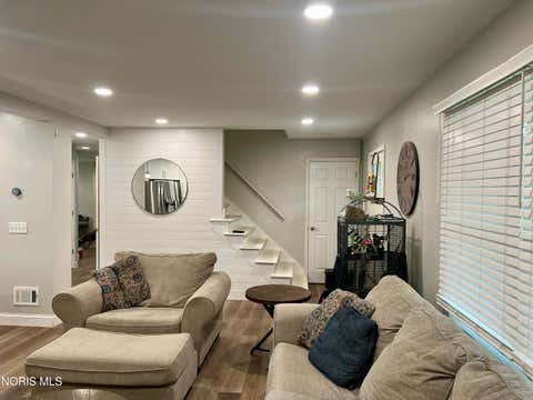 Tiny photo for 705 Meadow Springs Court, Maumee, OH 43537 (MLS # 10011323)