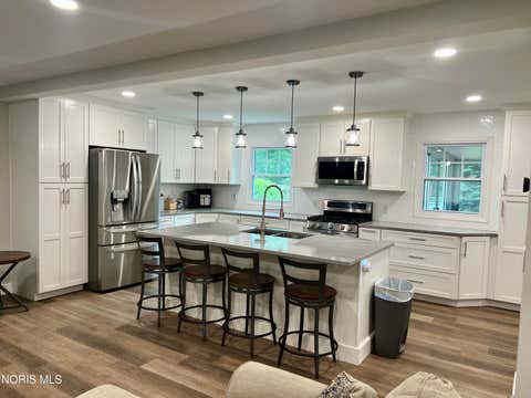 Tiny photo for 705 Meadow Springs Court, Maumee, OH 43537 (MLS # 10011323)