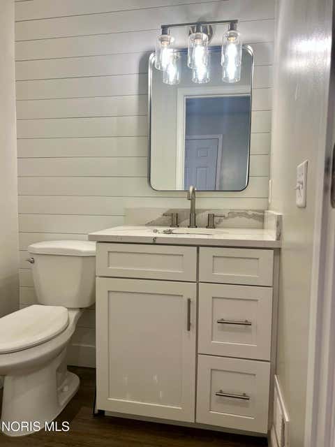 Tiny photo for 705 Meadow Springs Court, Maumee, OH 43537 (MLS # 10011323)