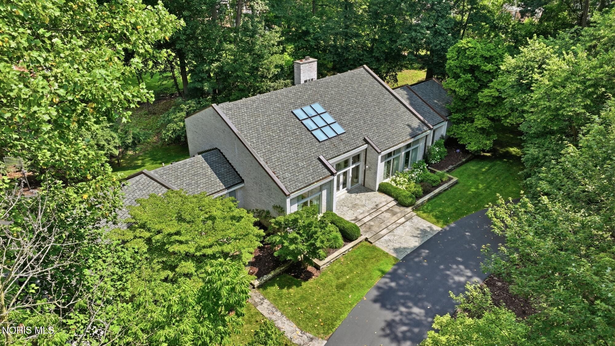 4560 Forestview Drive