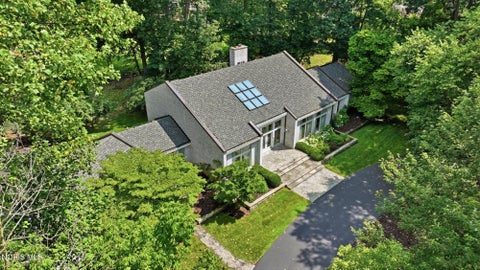Tiny photo for 4560 Forestview Drive, Ottawa Hills, OH 43615 (MLS # 10012794)