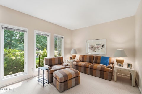 Tiny photo for 4560 Forestview Drive, Ottawa Hills, OH 43615 (MLS # 10012794)