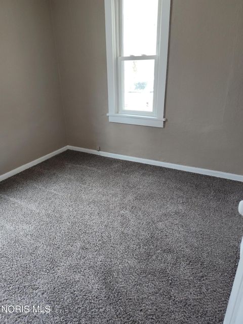 Tiny photo for 6043 Pickard Drive, Toledo, OH 43613 (MLS # 10005512)