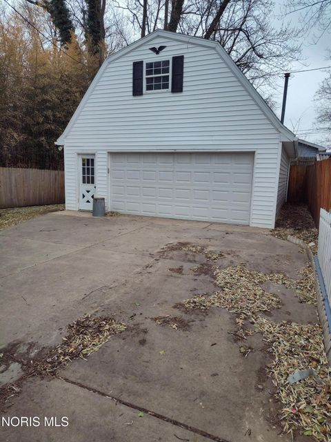 Tiny photo for 6043 Pickard Drive, Toledo, OH 43613 (MLS # 10005512)