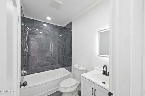 Tiny photo for 225 E Northgate Parkway, Toledo, OH 43612 (MLS # 10009412)