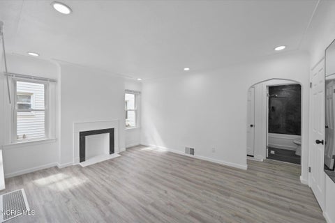 Tiny photo for 225 E Northgate Parkway, Toledo, OH 43612 (MLS # 10009412)