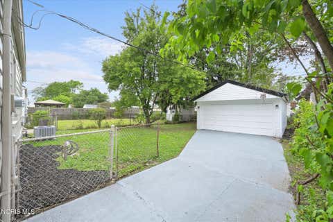 Tiny photo for 225 E Northgate Parkway, Toledo, OH 43612 (MLS # 10009412)