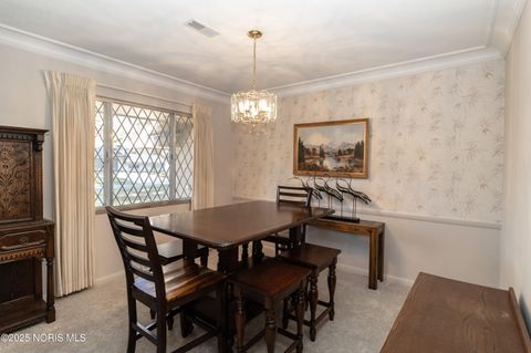 Tiny photo for 2526 Valley Brook Drive, Toledo, OH 43615 (MLS # 10000559)