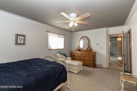 Tiny photo for 2526 Valley Brook Drive, Toledo, OH 43615 (MLS # 10000559)