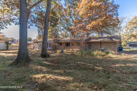 Tiny photo for 2526 Valley Brook Drive, Toledo, OH 43615 (MLS # 10000559)