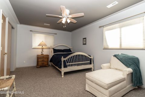 Tiny photo for 2526 Valley Brook Drive, Toledo, OH 43615 (MLS # 10000559)
