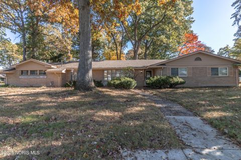 Tiny photo for 2526 Valley Brook Drive, Toledo, OH 43615 (MLS # 10000559)