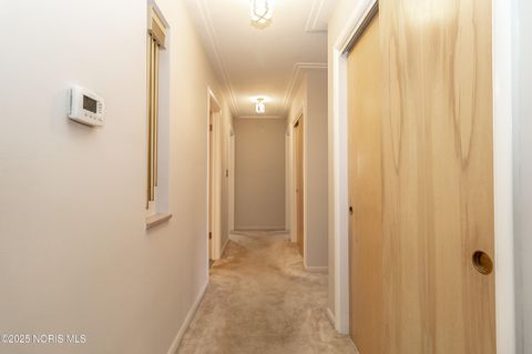 Tiny photo for 2526 Valley Brook Drive, Toledo, OH 43615 (MLS # 10000559)