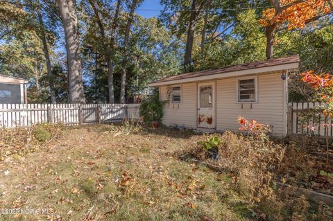 Tiny photo for 2526 Valley Brook Drive, Toledo, OH 43615 (MLS # 10000559)
