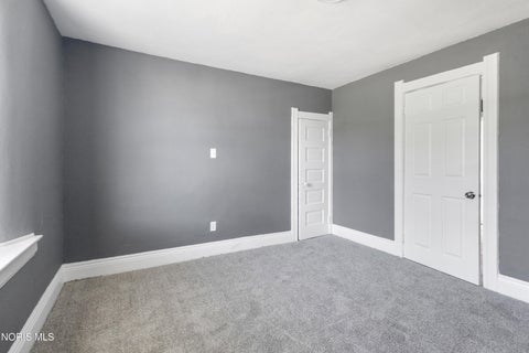 Tiny photo for 3244 Glenwood Avenue, Toledo, OH 43610 (MLS # 10012924)