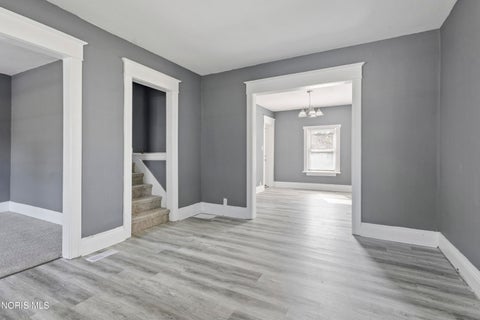 Tiny photo for 3244 Glenwood Avenue, Toledo, OH 43610 (MLS # 10012924)