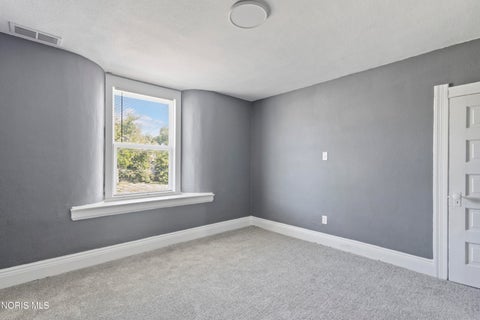 Tiny photo for 3244 Glenwood Avenue, Toledo, OH 43610 (MLS # 10012924)