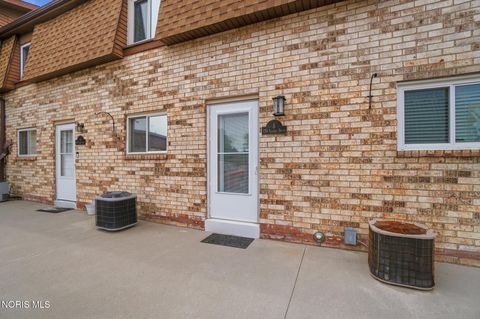 Tiny photo for 728 Fairway Drive #5, Wauseon, OH 43567 (MLS # 10007706)