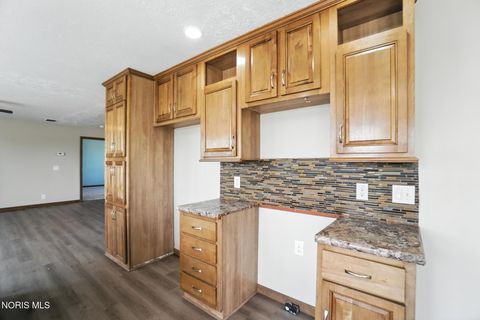 Tiny photo for 10601 County Road 9, Findlay, OH 45840 (MLS # 10004425)