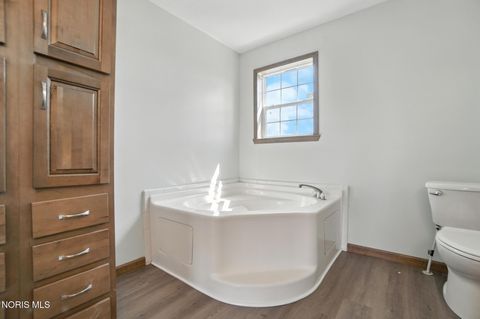 Tiny photo for 10601 County Road 9, Findlay, OH 45840 (MLS # 10004425)