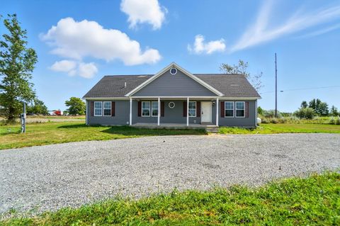 Photo of 10601 County Road 9, Findlay, OH 45840 (MLS # 10004425)