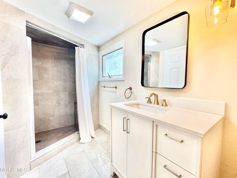 Tiny photo for 5307 Clover Lane, Toledo, OH 43623 (MLS # 10009139)