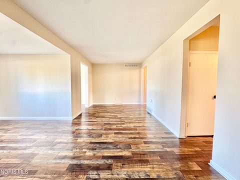 Tiny photo for 5307 Clover Lane, Toledo, OH 43623 (MLS # 10009139)