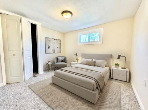 Tiny photo for 5307 Clover Lane, Toledo, OH 43623 (MLS # 10009139)
