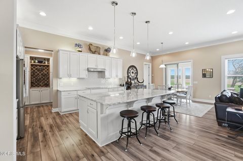 Tiny photo for 2551 Blanchard Avenue, Findlay, OH 45840 (MLS # 10006513)