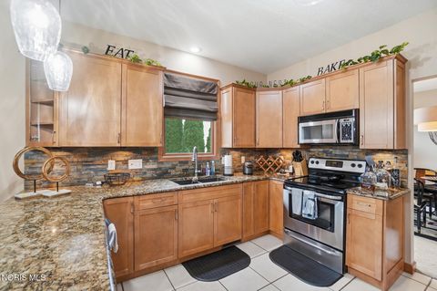 Tiny photo for 8450 Snapdragon Lane, Monclova, OH 43542 (MLS # 10006412)