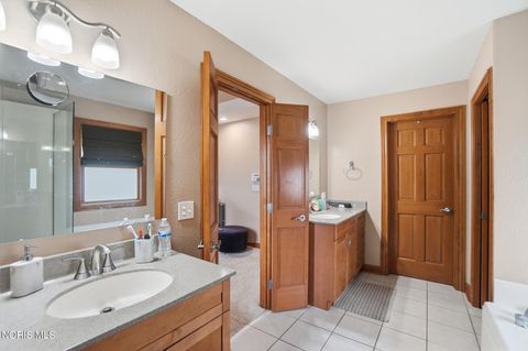 Tiny photo for 8450 Snapdragon Lane, Monclova, OH 43542 (MLS # 10006412)