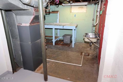 Tiny photo for 4807 Brott Road, Toledo, OH 43613 (MLS # 10004864)