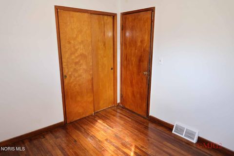 Tiny photo for 4807 Brott Road, Toledo, OH 43613 (MLS # 10004864)