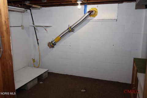 Tiny photo for 4807 Brott Road, Toledo, OH 43613 (MLS # 10004864)