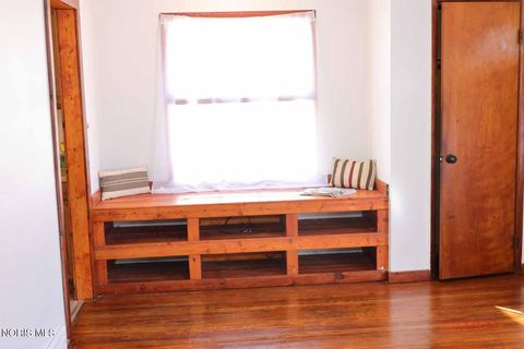 Tiny photo for 4807 Brott Road, Toledo, OH 43613 (MLS # 10004864)