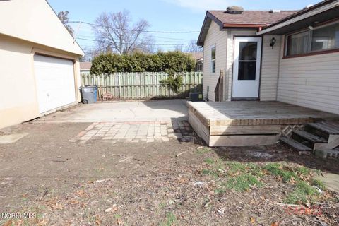 Tiny photo for 4807 Brott Road, Toledo, OH 43613 (MLS # 10004864)