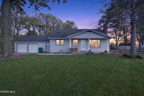 Tiny photo for 1655 Latcha Road, Millbury, OH 43447 (MLS # 10007481)