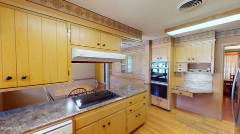 Tiny photo for 1900 Port Clinton Road, Fremont, OH 43420 (MLS # 10007827)