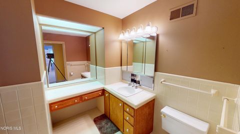 Tiny photo for 1900 Port Clinton Road, Fremont, OH 43420 (MLS # 10007827)