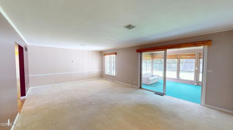 Tiny photo for 1900 Port Clinton Road, Fremont, OH 43420 (MLS # 10007827)