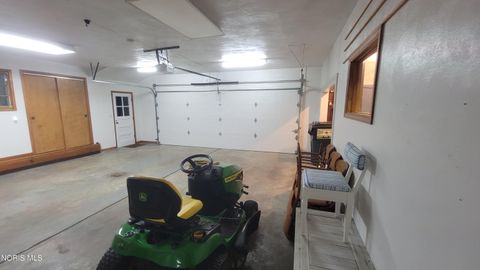 Tiny photo for 1900 Port Clinton Road, Fremont, OH 43420 (MLS # 10007827)