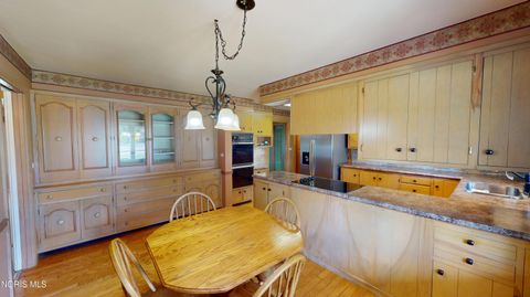 Tiny photo for 1900 Port Clinton Road, Fremont, OH 43420 (MLS # 10007827)