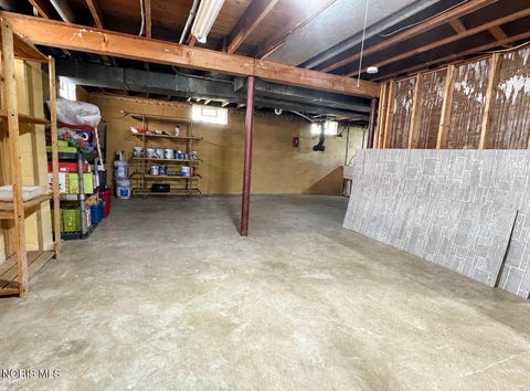 Tiny photo for 5618 Chippewa Road, Toledo, OH 43613 (MLS # 10012130)
